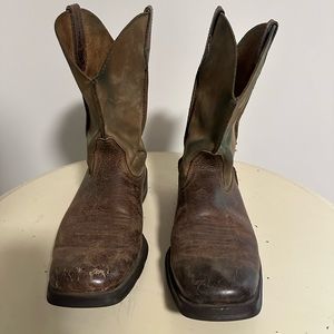 Ariat Rambler Boots - Size 9